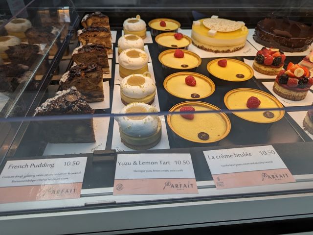 Parfait Paris Del Mar店　ケーキの写真